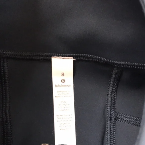 Lululemon front of the pack 1/2 zip🍋 - Picture 2 of 8